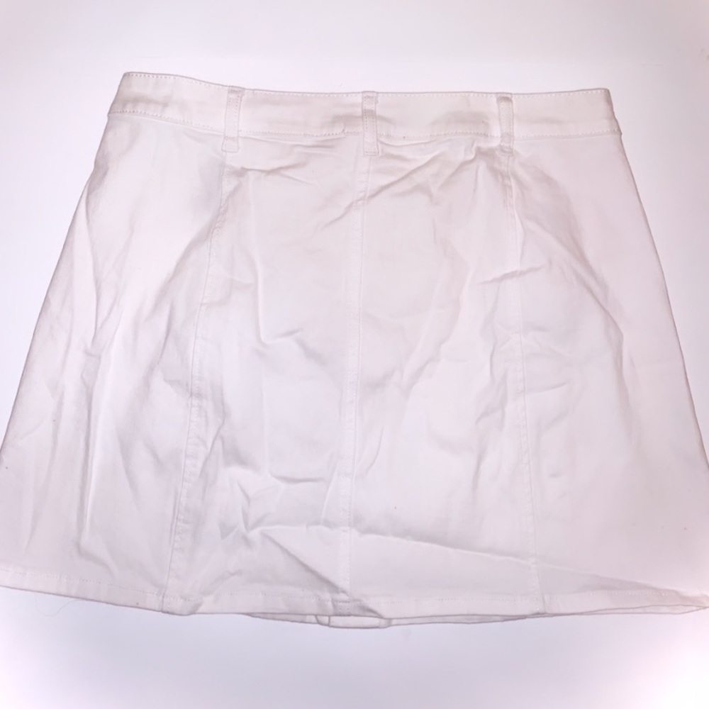 CELEBRITY PINK WHITE BUTTON DOWN SKIRT - Picture 2 of 2